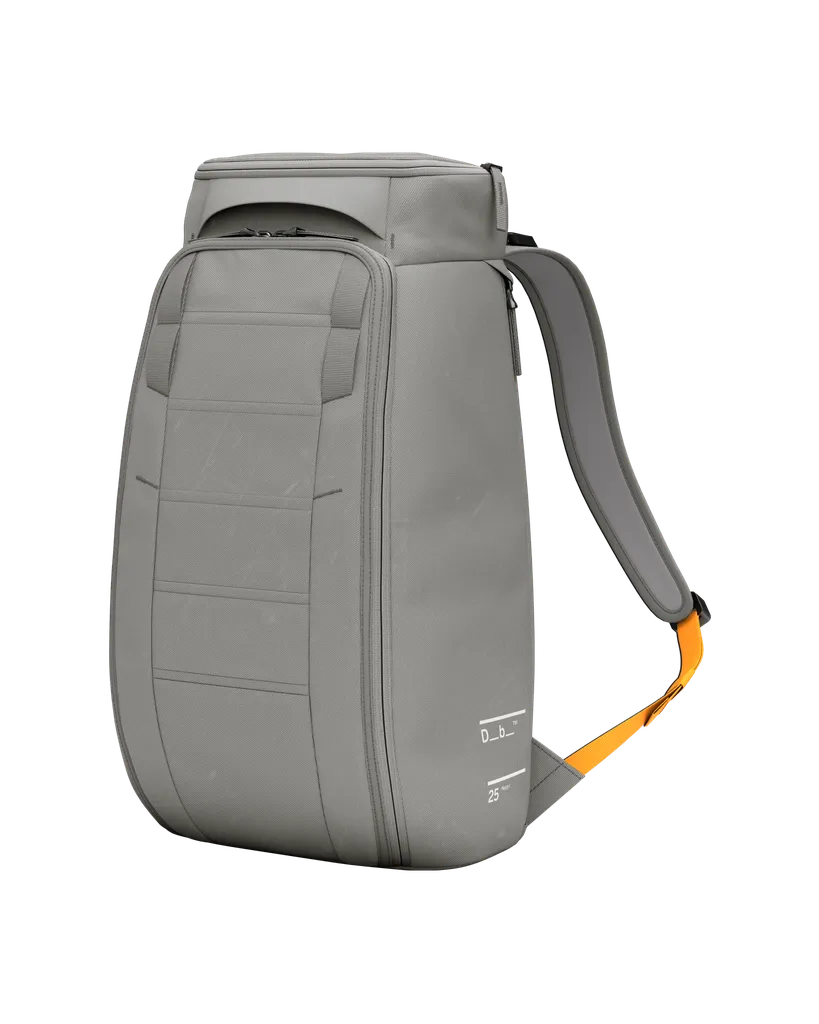 Hugger Backpack 25L Sand Grey