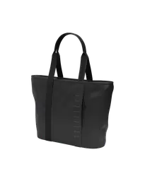 Essential Tote 20L Black Out