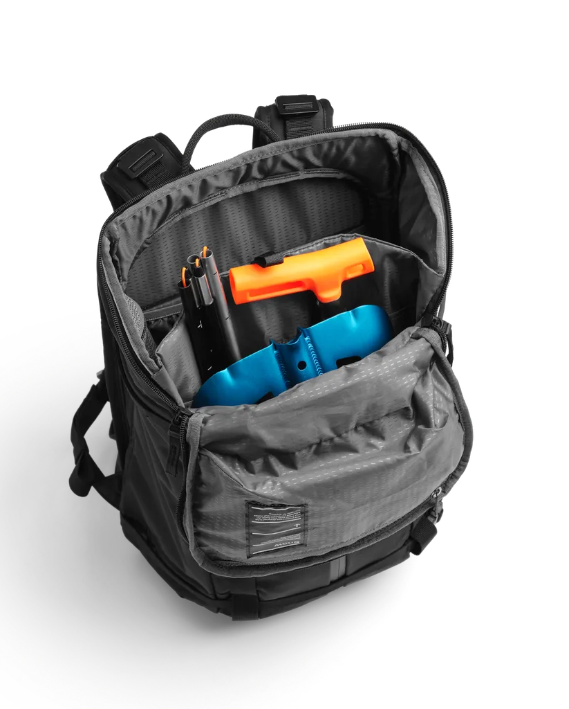 Backcountry Backpack 25L Black Out