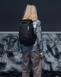 Hugger Backpack 20L Charcoal Grey
