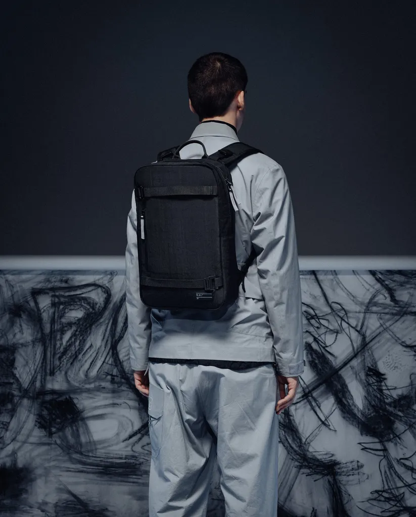 Daypack 17L Charcoal Grey