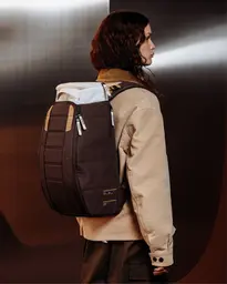 Hugger Backpack 25L Cappuccino