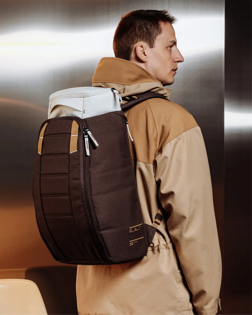 Hugger Backpack 30L Cappuccino