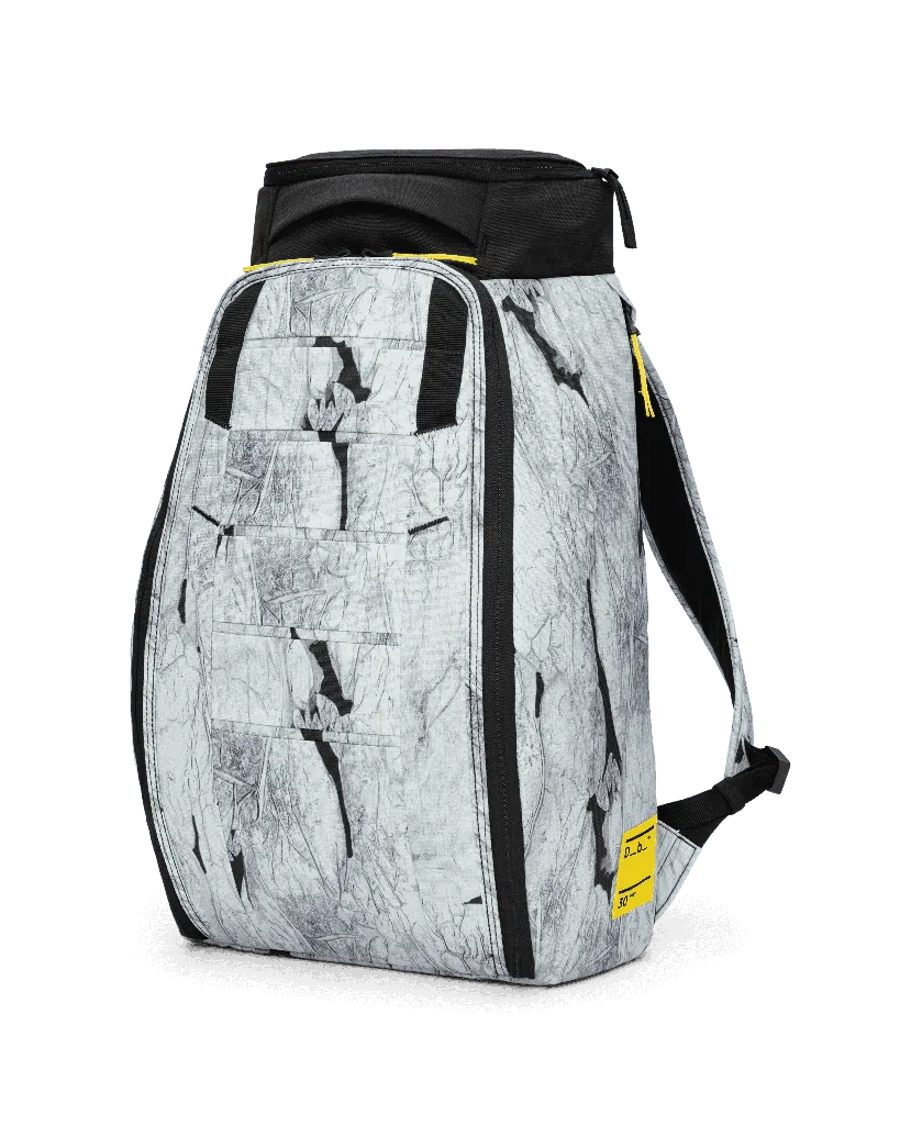 Hugger Backpack 30L Basalt White