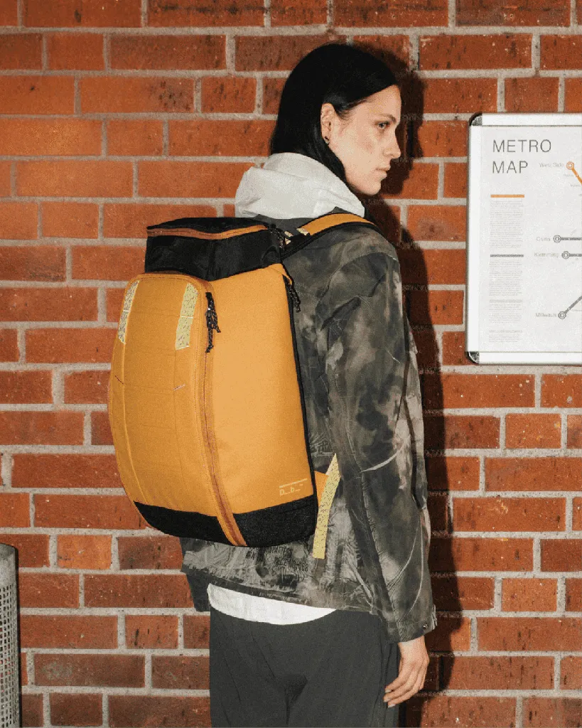 Hugger Backpack 25L Acorn Brown