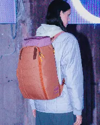 Hugger Backpack 25L Sienna Red