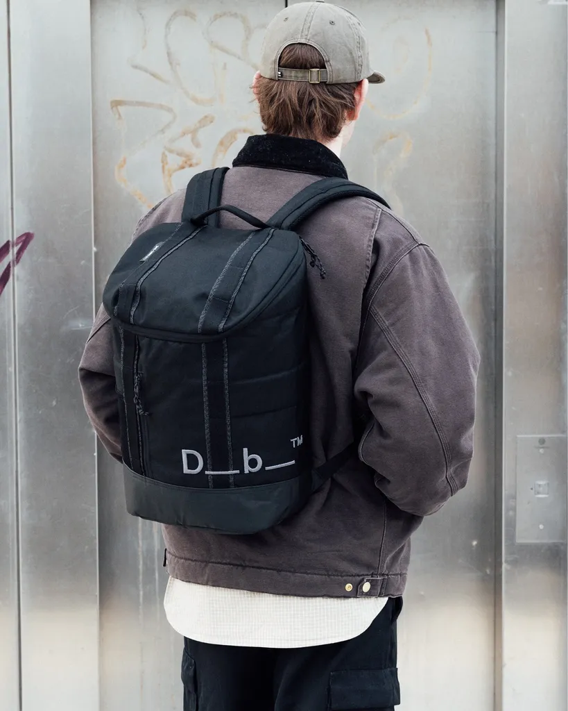 Hauler Backpack 25L Black Out
