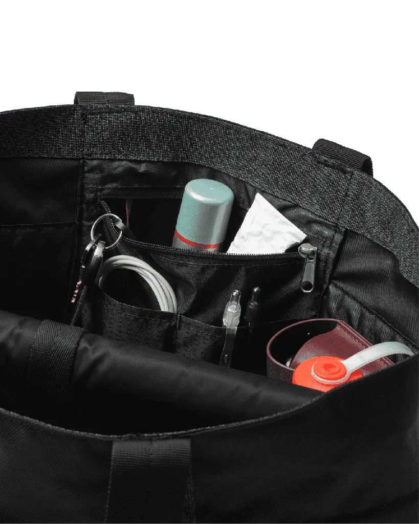 Hauler Tote 20L Black Out
