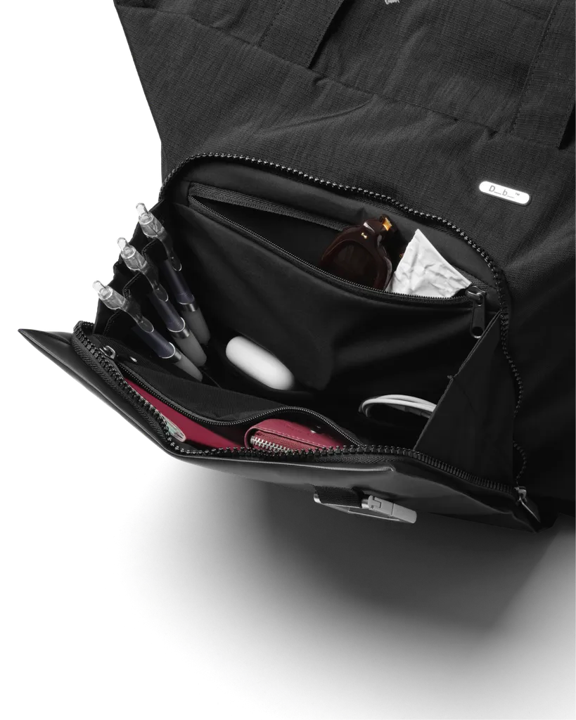 Entour Tote 22L Black Out