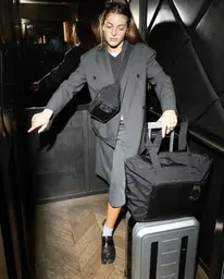 Entour Tote 22L Black Out
