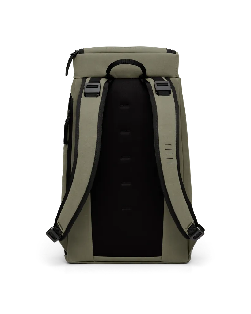Hugger Backpack 25L Mash Green