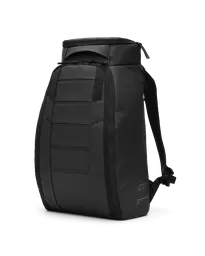 Hugger Backpack 25L Black Out