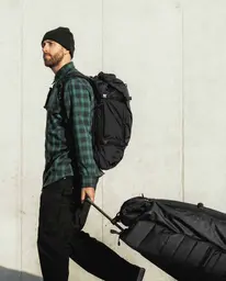 Snow Pro Backpack 25L Black Out