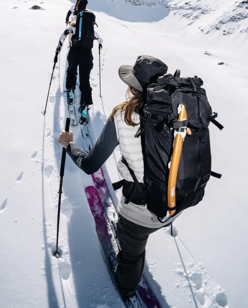 Snow Pro Backpack 25L Black Out