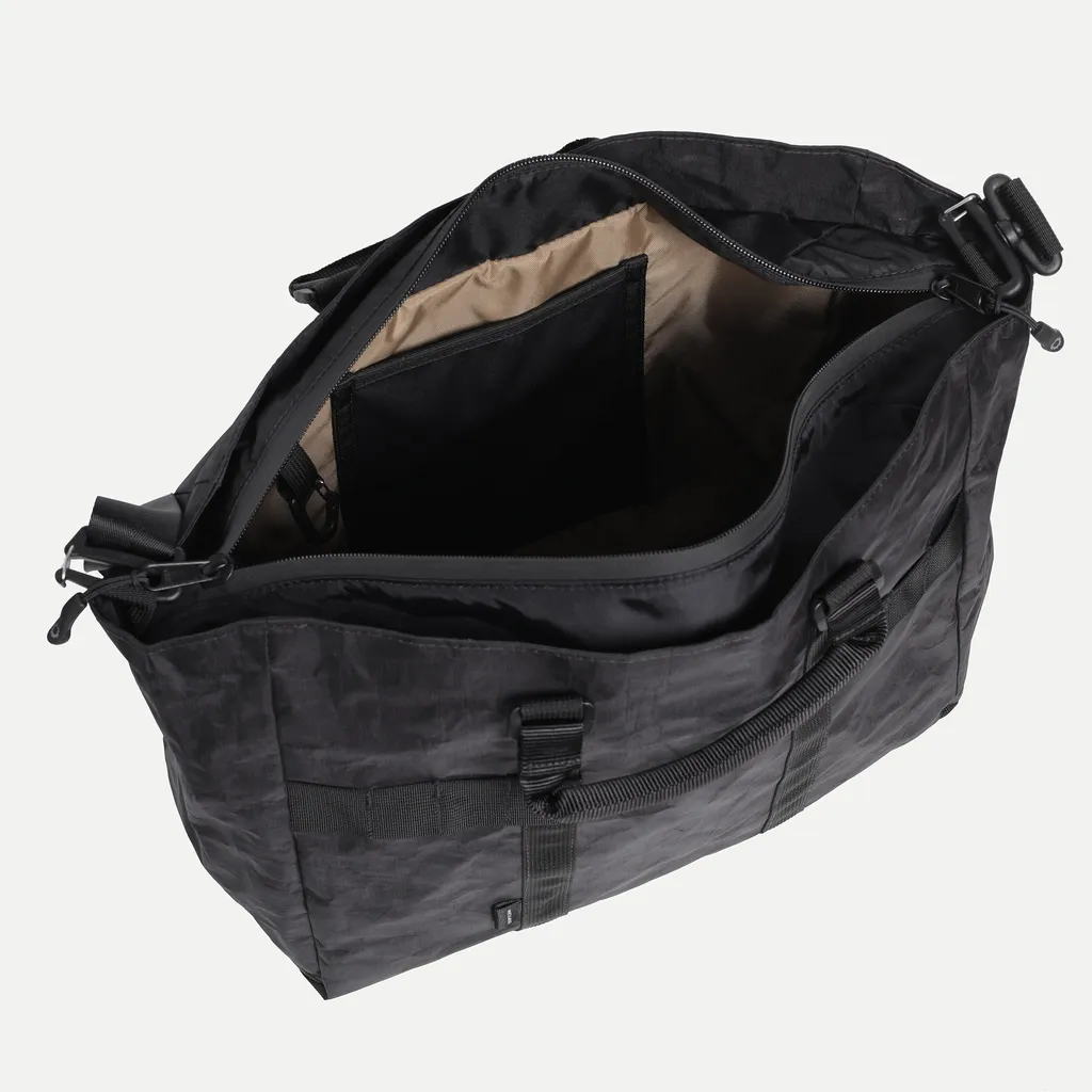 Utility Tote - Portrait - Dyneema - Black