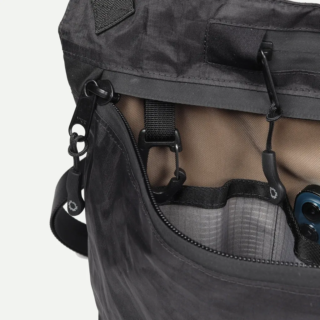 Unit Sling Pouch - Large - Dyneema