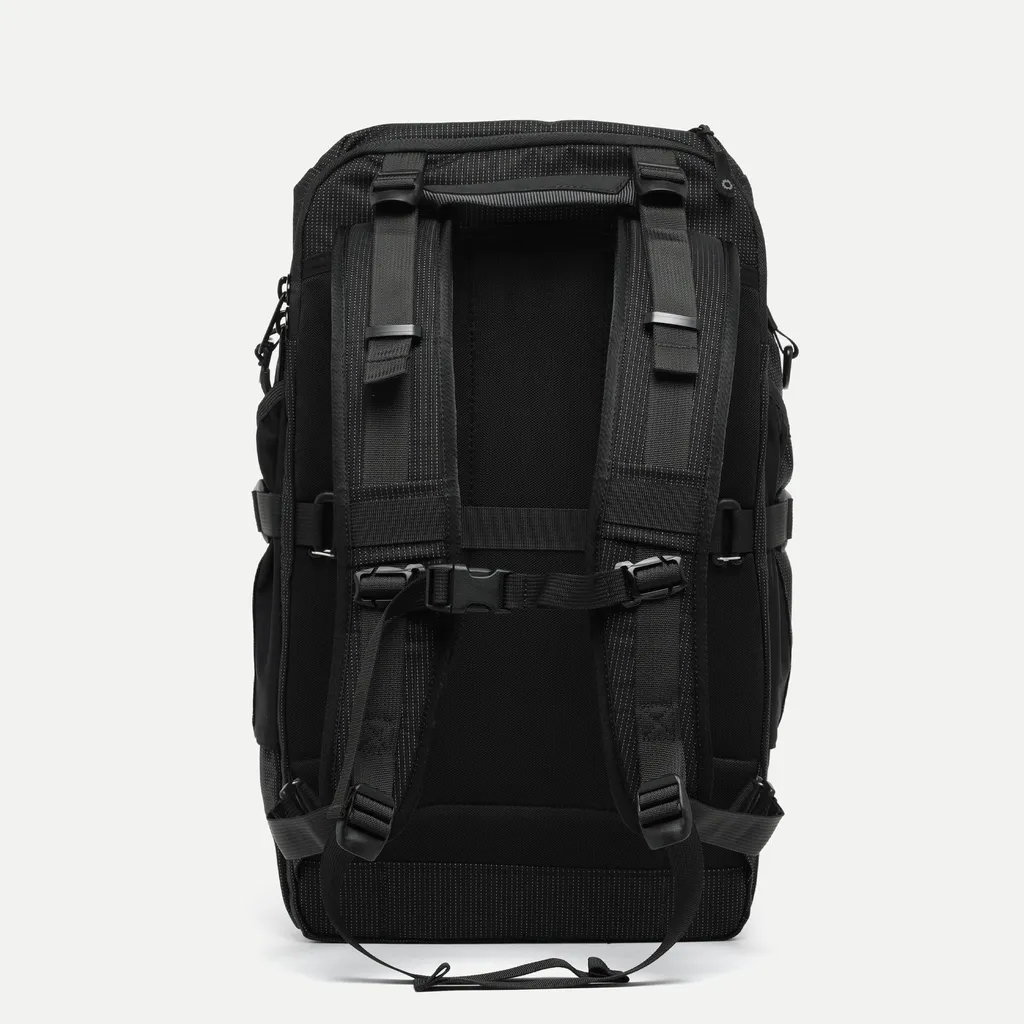 Ruckpack - Dot Grid