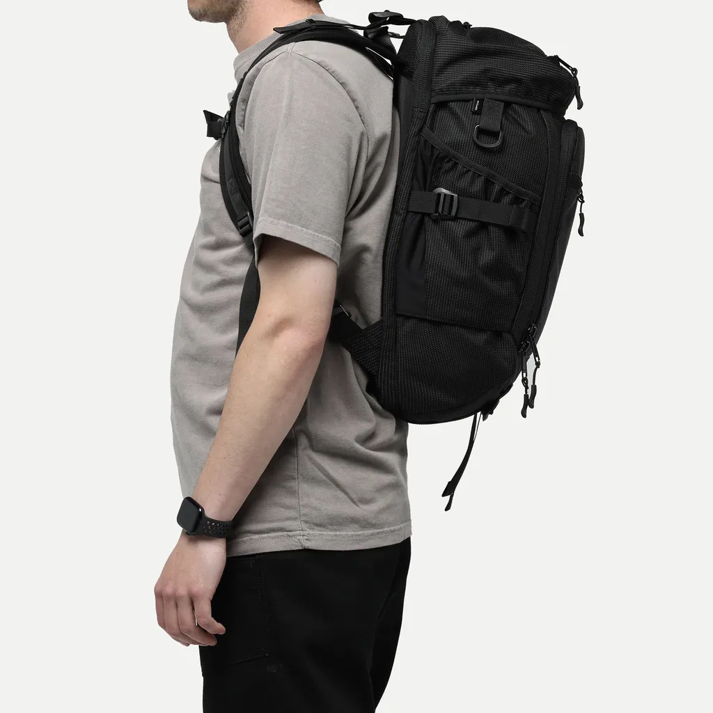 Ruckpack - Dot Grid