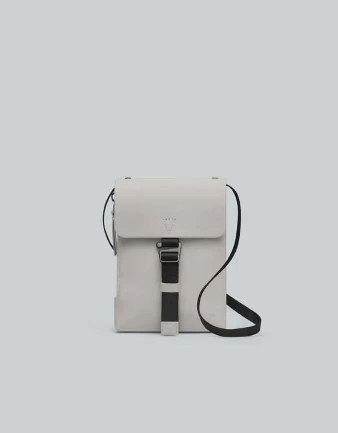 Spläsh Mini crossbody bag - Waterproof, sustainable, chic crossbody bag