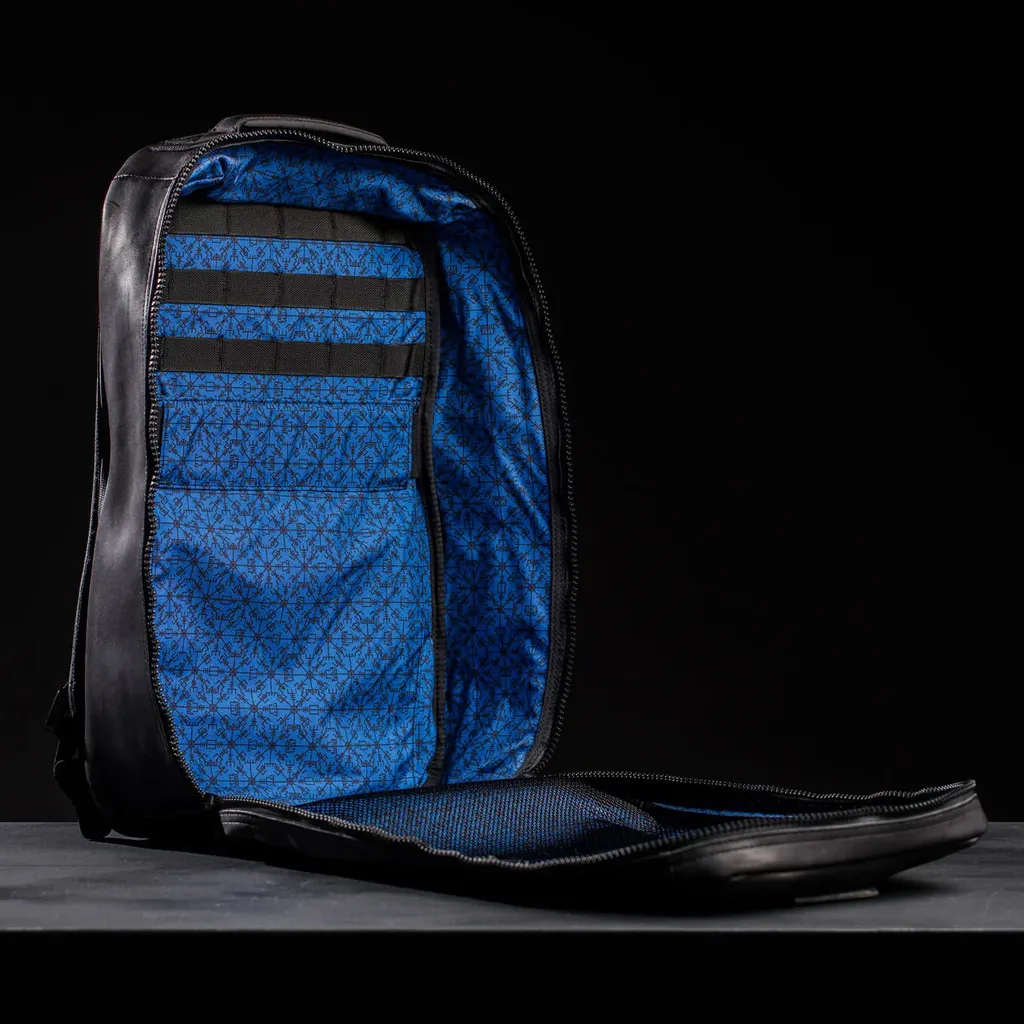 GR1 USA x Carryology - Berserker Viking
