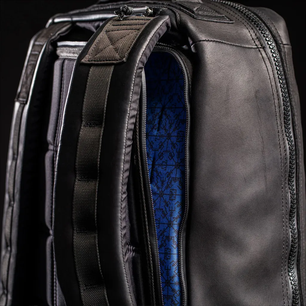 GR1 USA x Carryology - Berserker Viking
