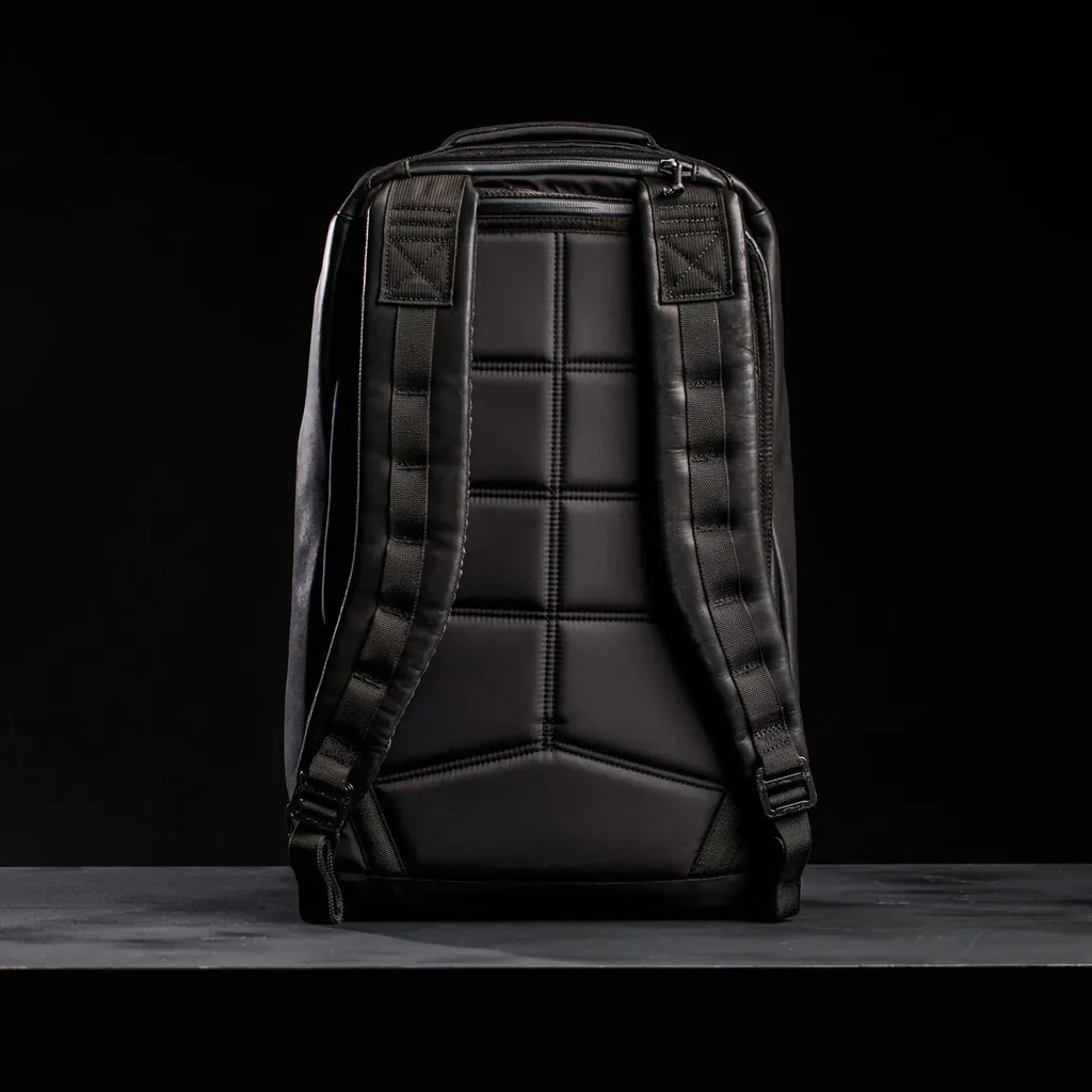GR1 USA x Carryology - Berserker Viking