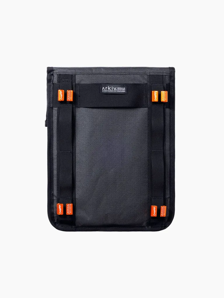 Mission Workshop X Carryology Folio