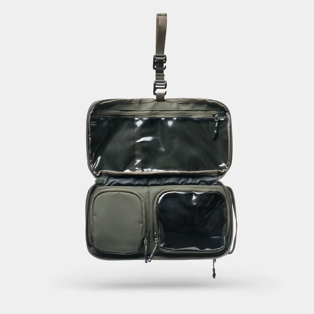 Toiletry Bag 2.0