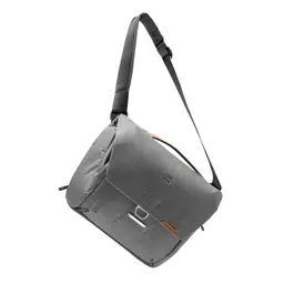 Everyday Messenger | 13L | Ash