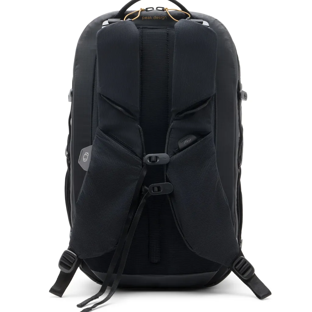 Outdoor Backpack | 18L | Black