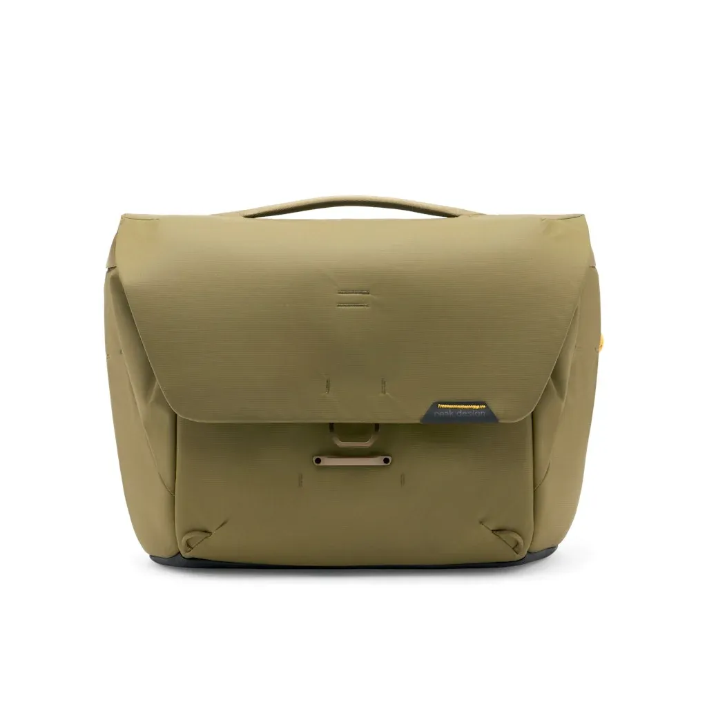 Everyday Messenger | 13L | Kelp