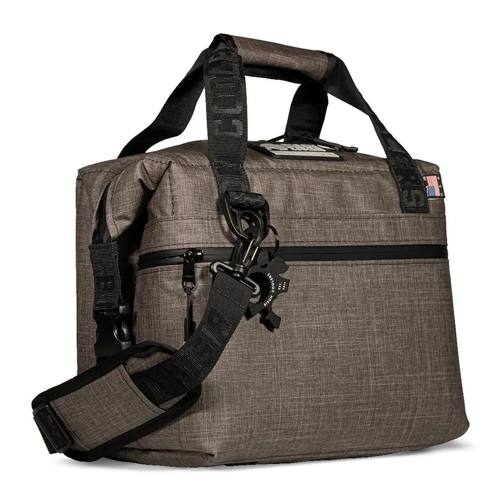 Bison 12 Pack Softpak Cooler