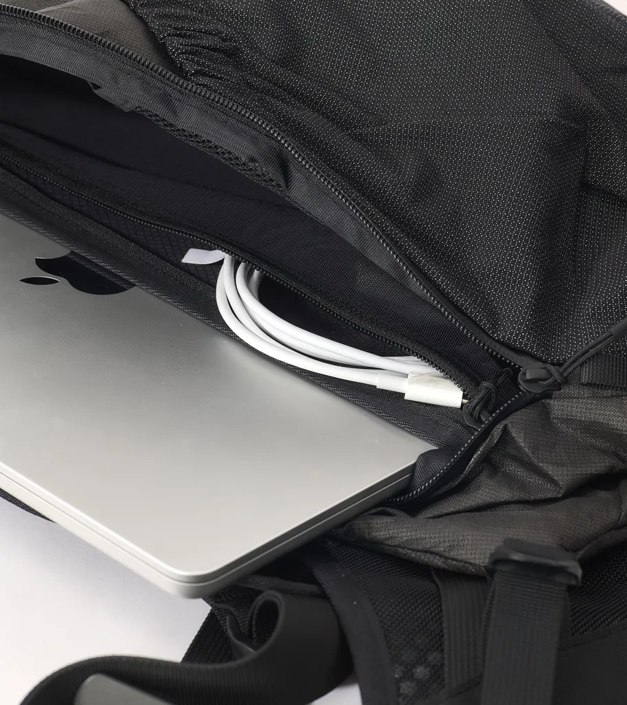 SR4 CROSSBODY BAG