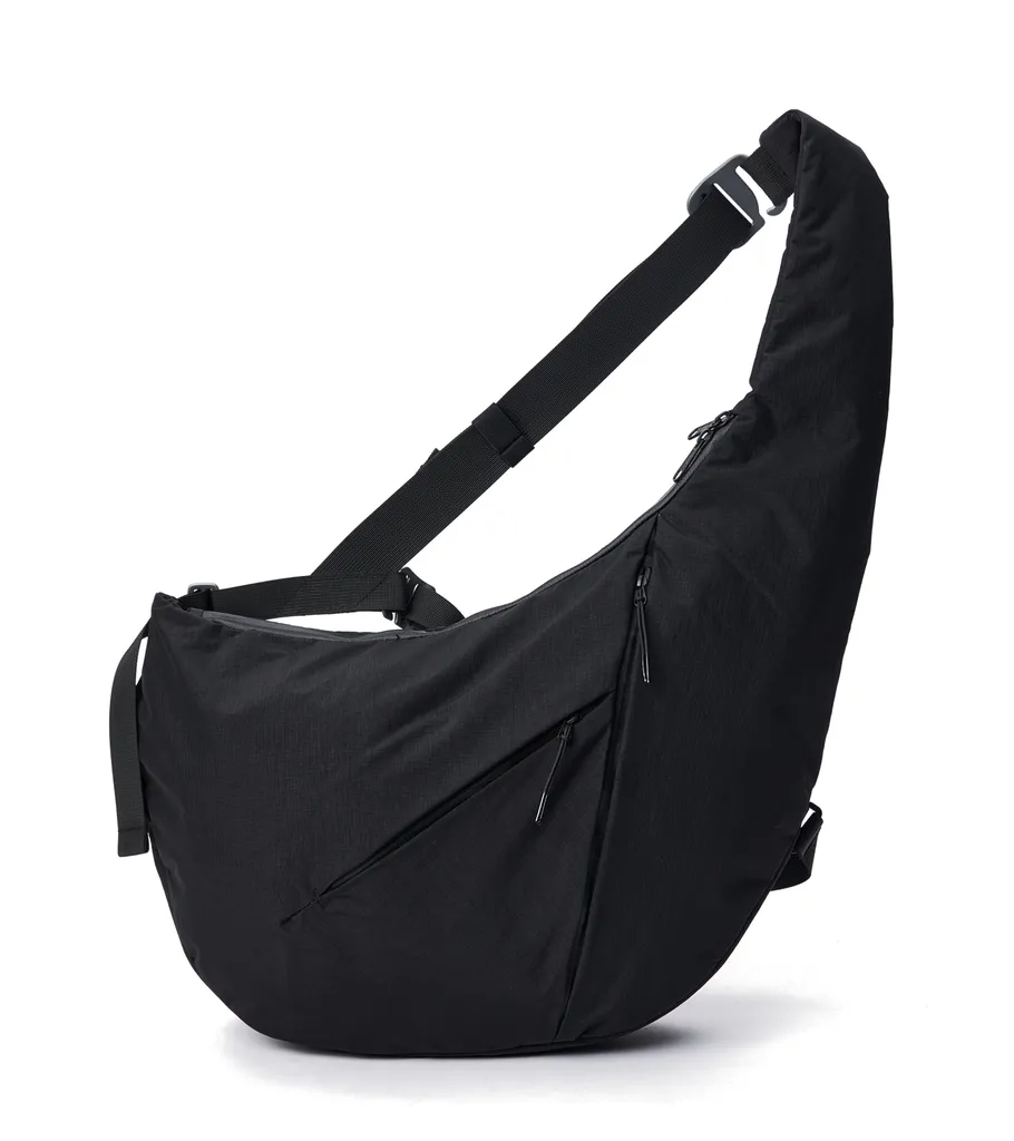 M3 CROSSBODY BAG