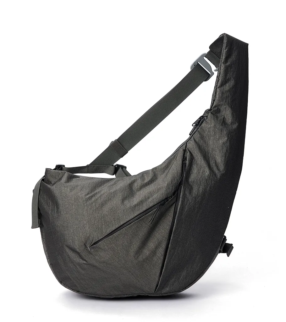 M3 CROSSBODY BAG