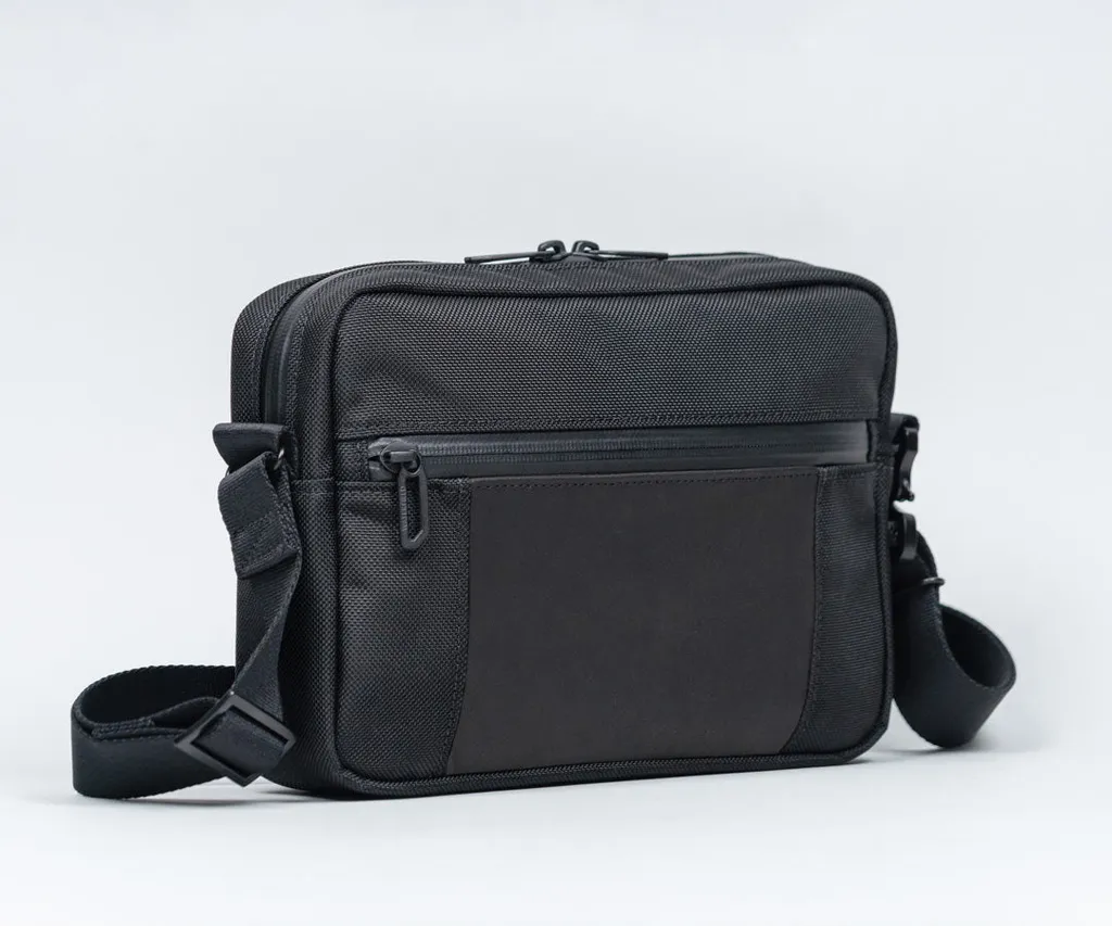 Shinjuku Crossbody