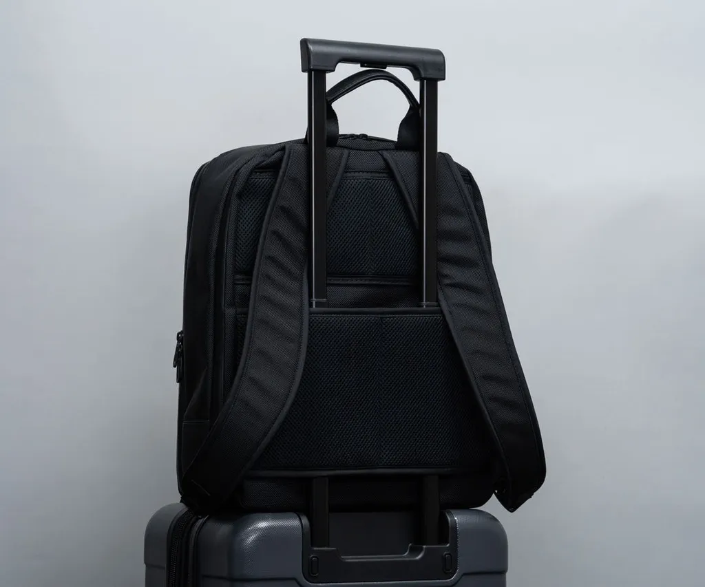 Tech Folio Backpack