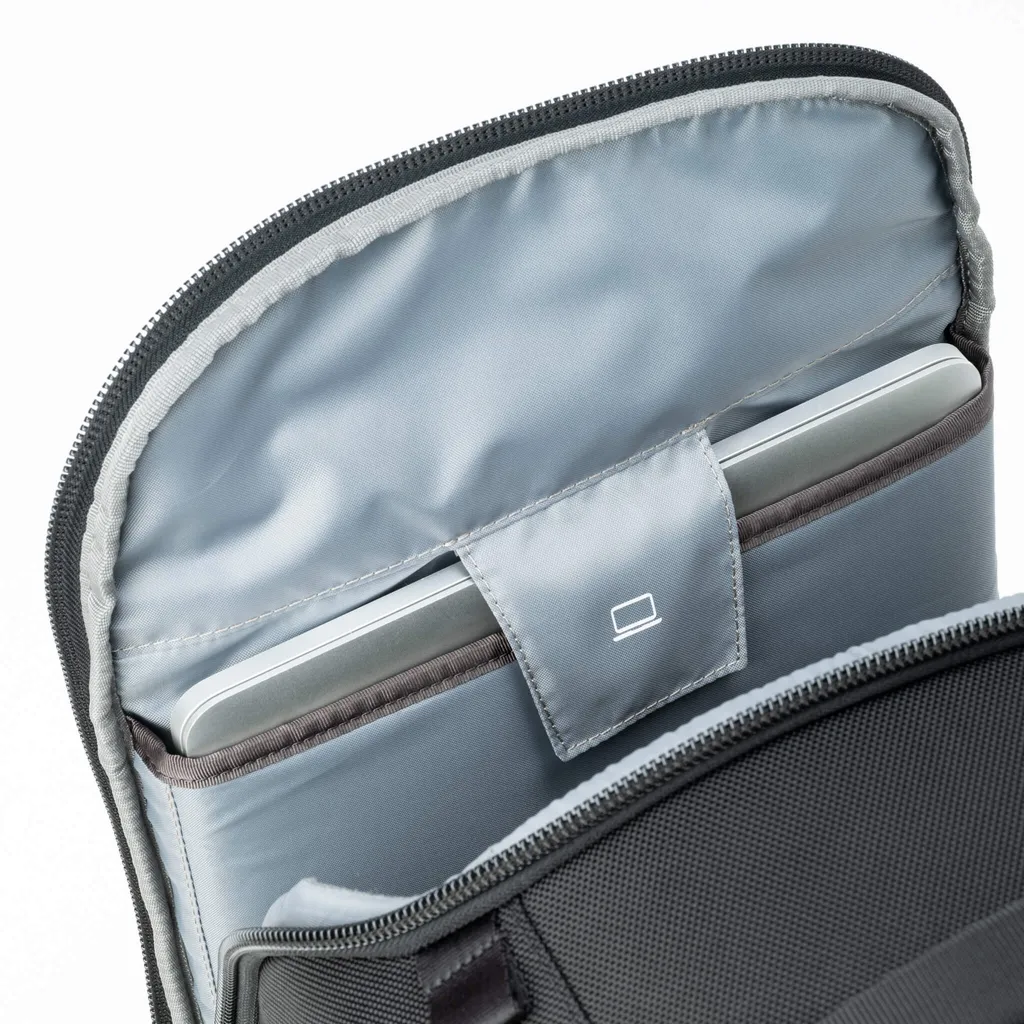 Walker Pro 30L