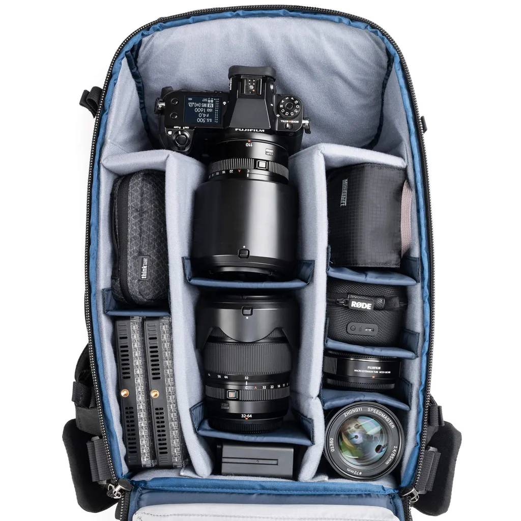 DarkLight 20L
