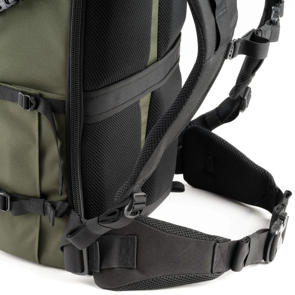 DarkLight 20L
