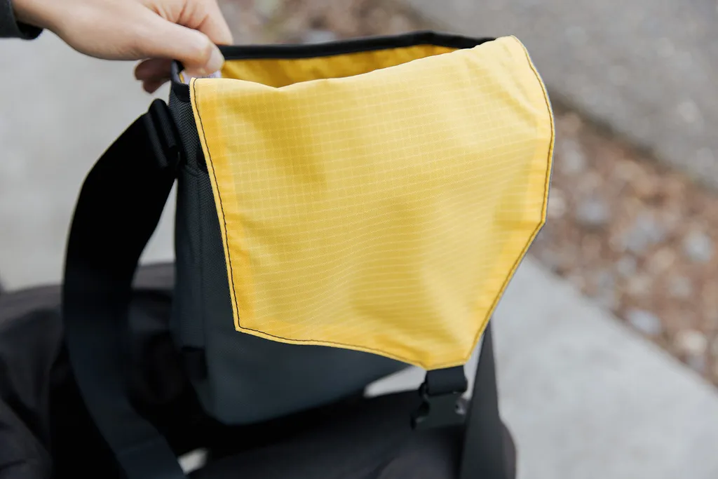 Small Cafe Bag