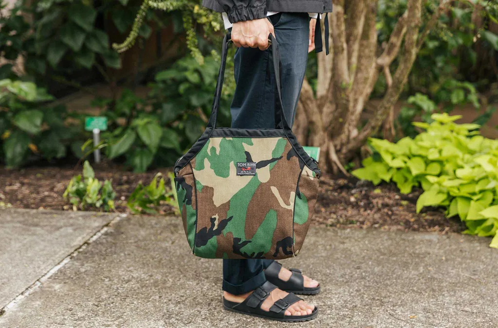 Small Zip-Top Shop Bag