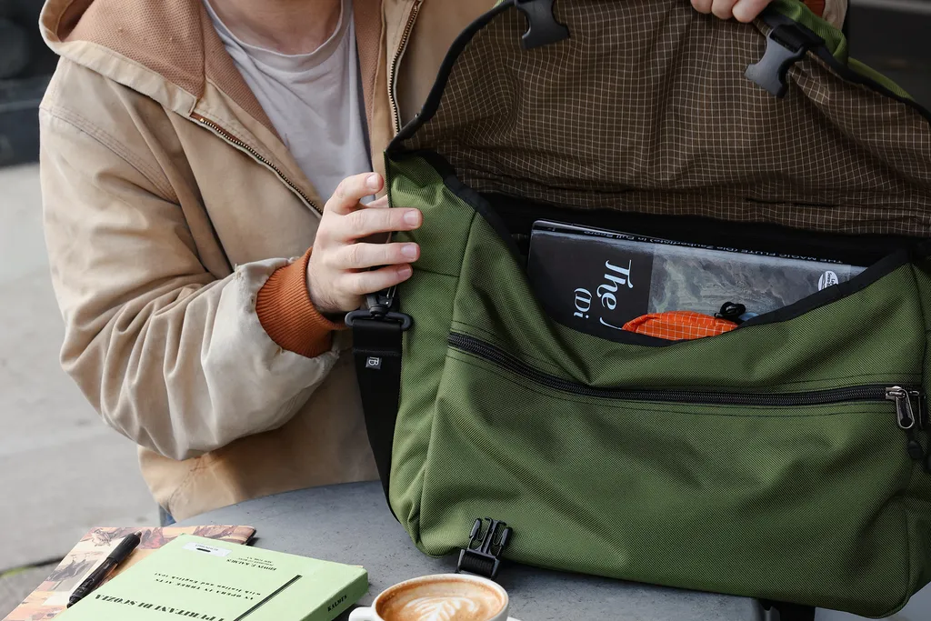 Marathon Messenger