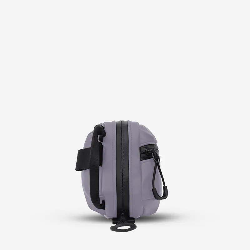 Tech Bag Medium in Uyuni Purple