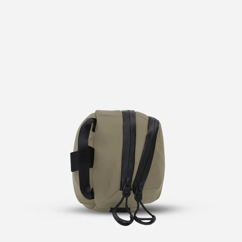 Tech Bag Large in Yuma Tan