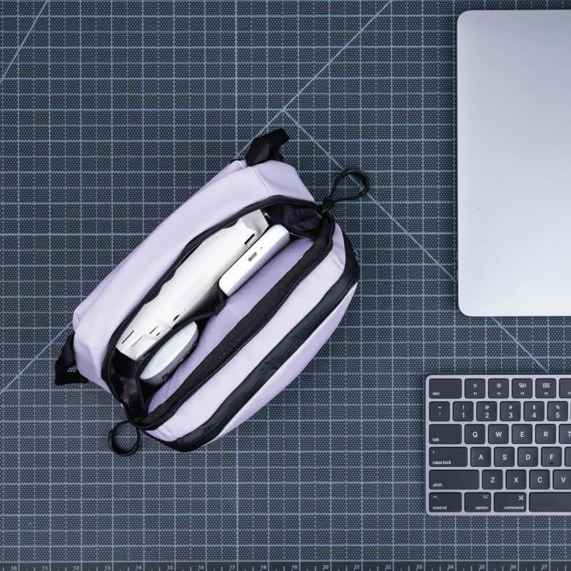 Tech Bag Large in Uyuni Purple