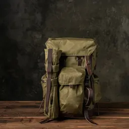 "NEW CITY EXPLORER" COMMANDER TRAVEL CAMERA BACKPACK 21L