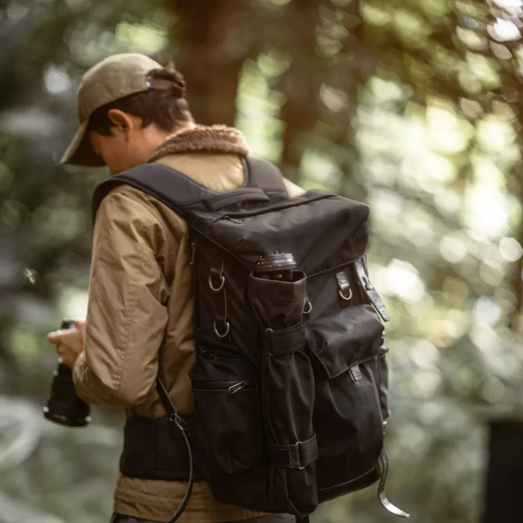 "NEW CITY EXPLORER" COMMANDER TRAVEL CAMERA BACKPACK 21L