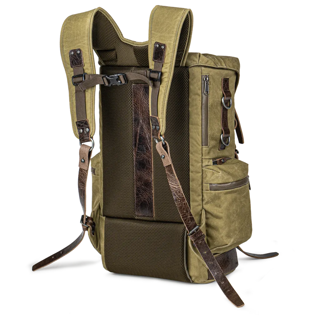 "NEW CITY EXPLORER" COMMANDER TRAVEL CAMERA BACKPACK 21L