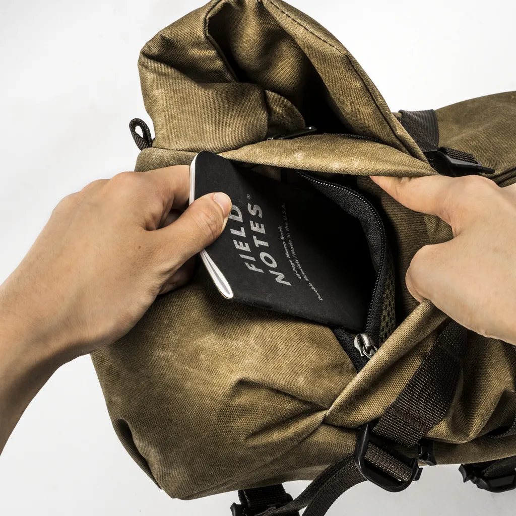 "PILOT" TRAVEL CAMERA BAG 10L UPGRADED